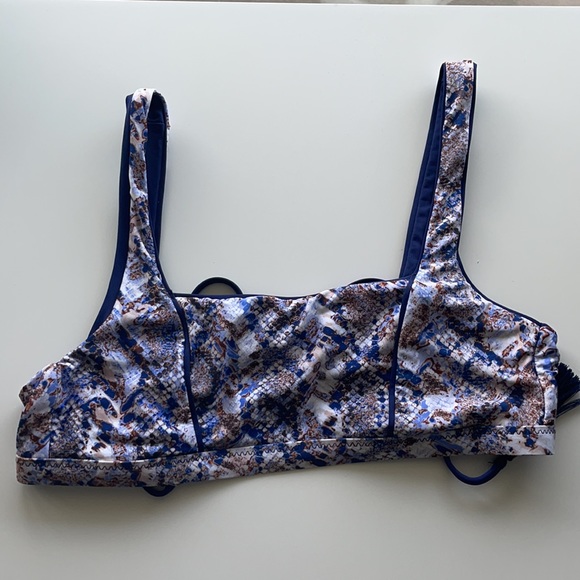 Becca Animal Kingdom Bralette Bikini Top - Picture 5 of 10